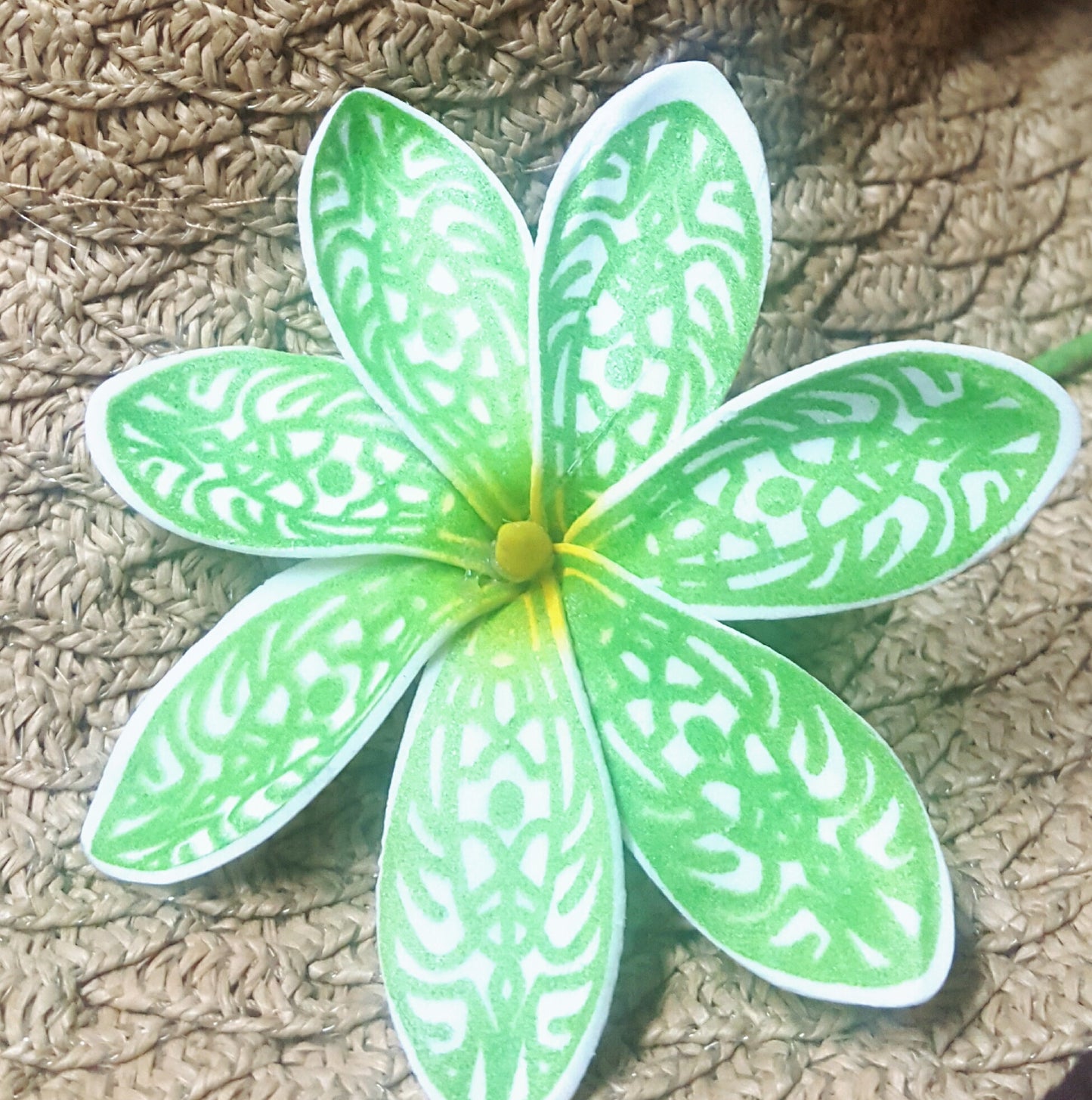 TIARE FOAM FLOWER