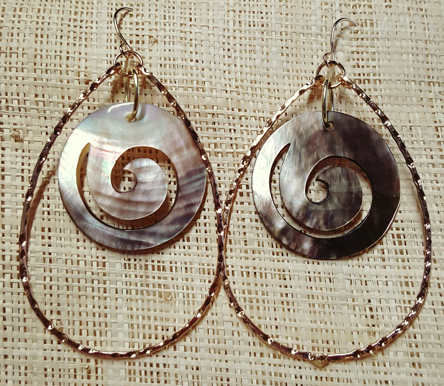 Te Fiti Hammered Earrings