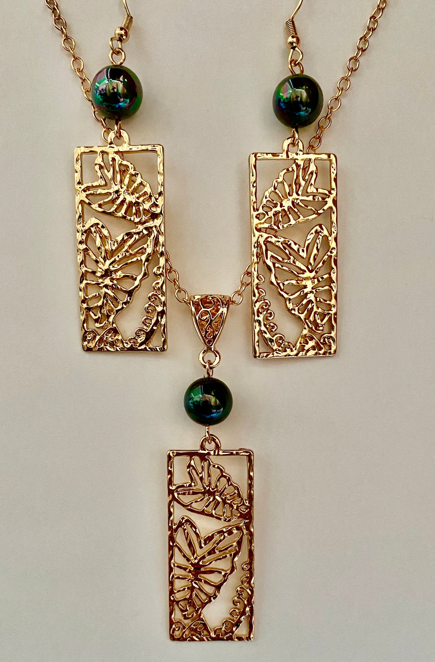 Hammered Leaf Set