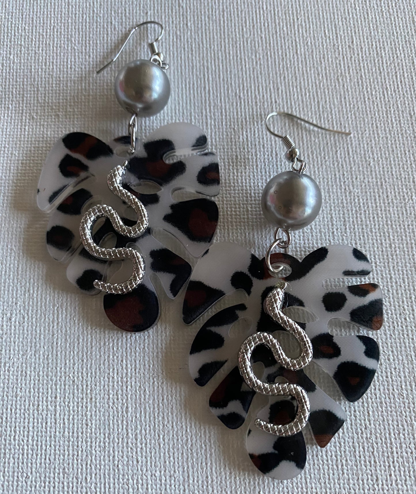 Monstera Earrings