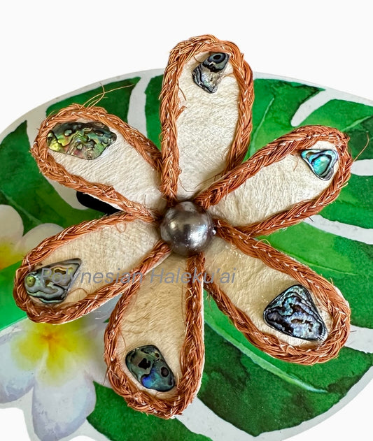 Tapa Abalone Hair Clip