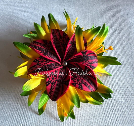Spider Lily Clip
