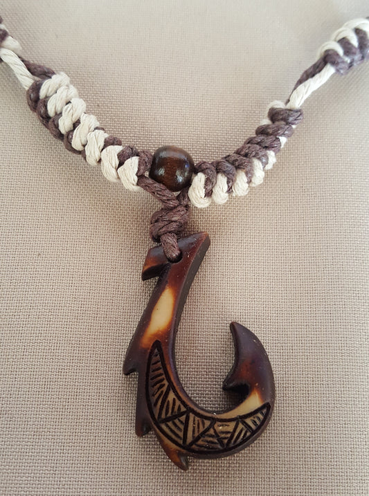 Hook Necklace