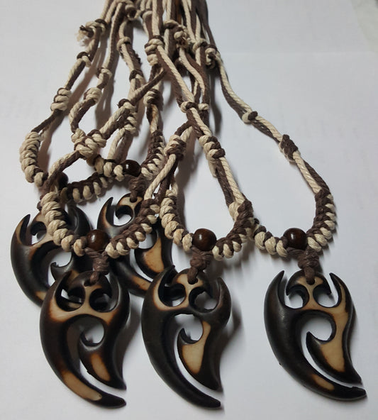 Hook Necklace