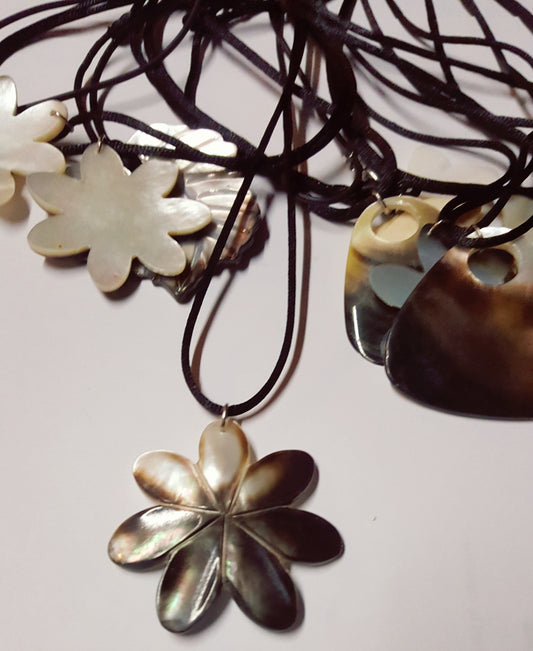 Tiare Necklace