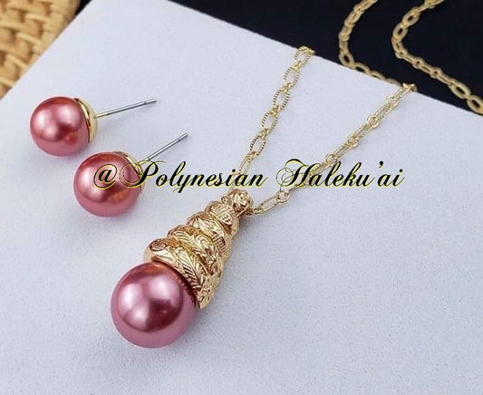 Hawaiian Heirloom Design Pearl Set