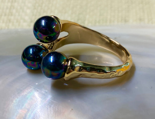 3 Pearl Ring