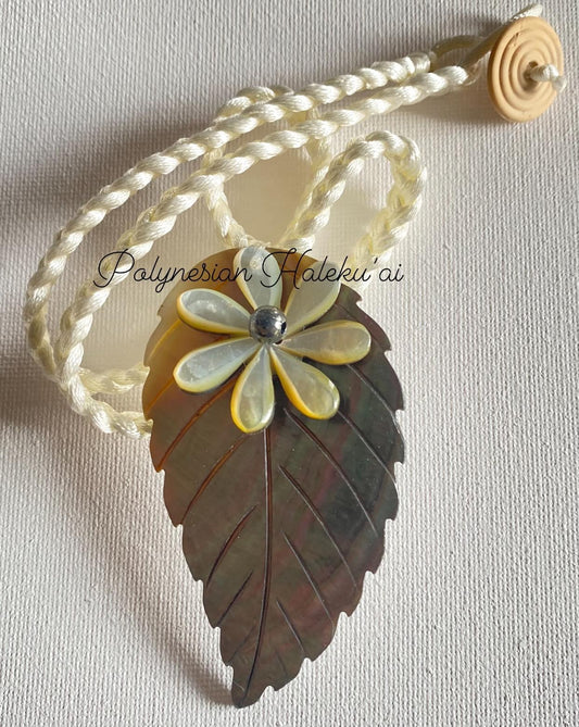 Mother of Pearl Necklace